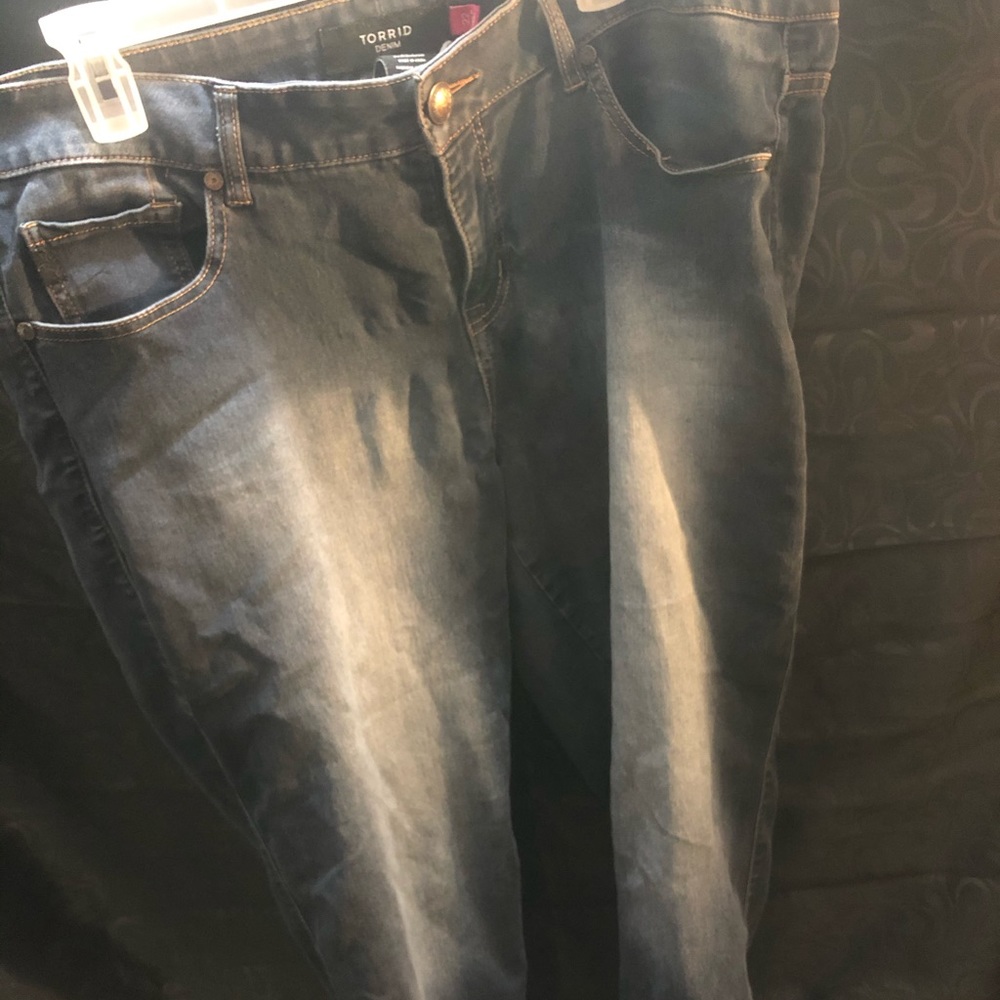 COPY - Torrid Jeans -Straight leg stretch Jegging style